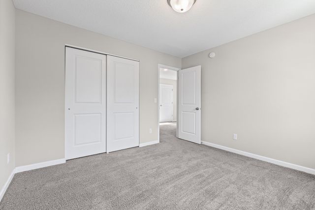 1563 100th Avenue NW, Coon Rapids, MN 55433