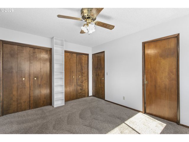 1707 Se BROOKWOOD Ave, Hillsboro, OR 97123