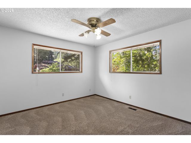 1707 Se BROOKWOOD Ave, Hillsboro, OR 97123