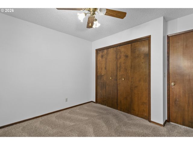 1707 Se BROOKWOOD Ave, Hillsboro, OR 97123