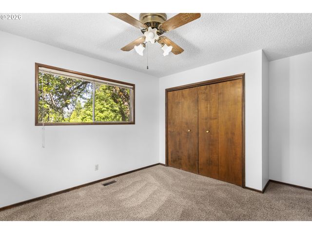 1707 Se BROOKWOOD Ave, Hillsboro, OR 97123