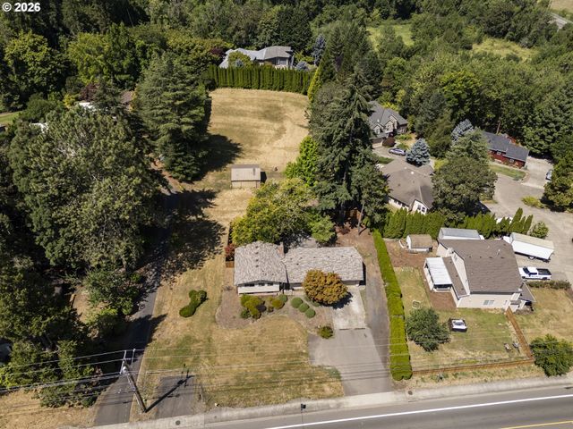 1707 Se BROOKWOOD Ave, Hillsboro, OR 97123
