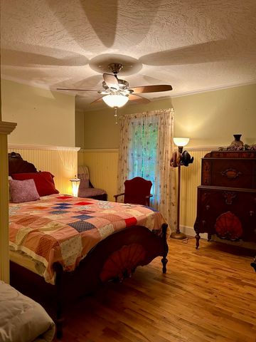 180 Greasy Creek Road, West Liberty, KY 41472