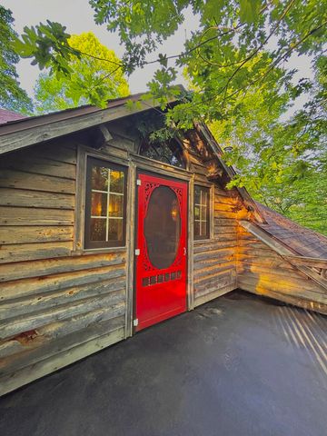 180 Greasy Creek Road, West Liberty, KY 41472