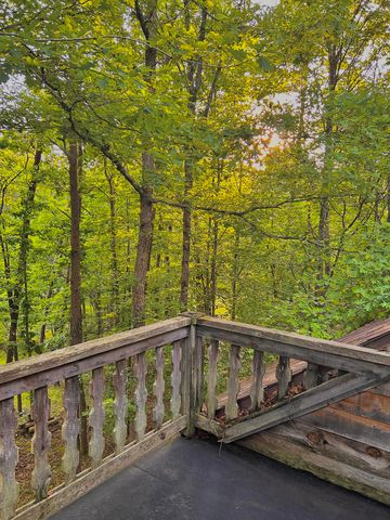 180 Greasy Creek Road, West Liberty, KY 41472