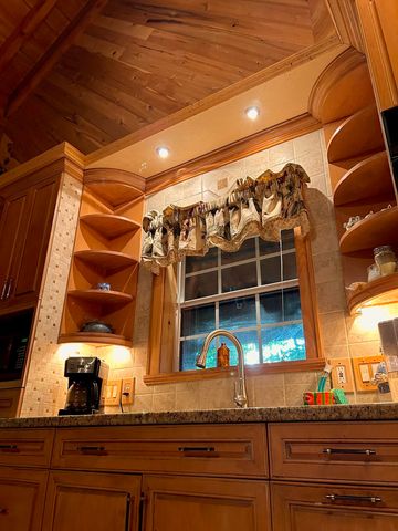 180 Greasy Creek Road, West Liberty, KY 41472