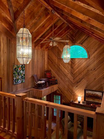 180 Greasy Creek Road, West Liberty, KY 41472