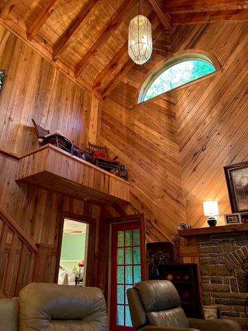 180 Greasy Creek Road, West Liberty, KY 41472