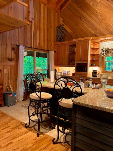 180 Greasy Creek Road, West Liberty, KY 41472