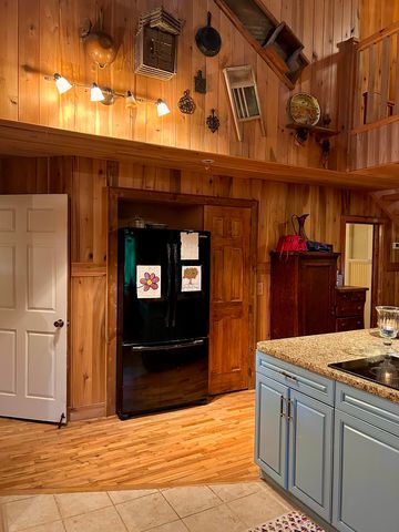 180 Greasy Creek Road, West Liberty, KY 41472