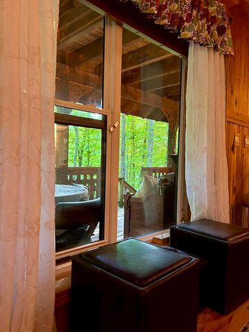 180 Greasy Creek Road, West Liberty, KY 41472