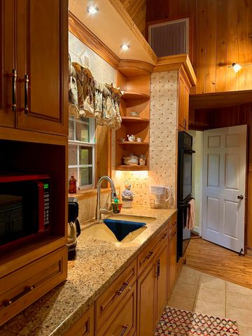 180 Greasy Creek Road, West Liberty, KY 41472