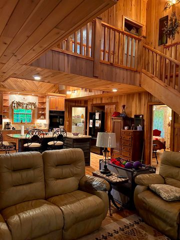 180 Greasy Creek Road, West Liberty, KY 41472