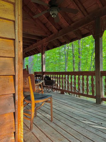 180 Greasy Creek Road, West Liberty, KY 41472