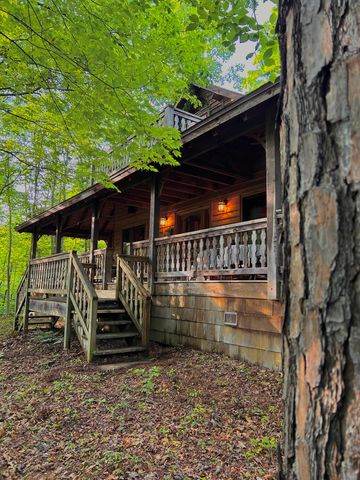 180 Greasy Creek Road, West Liberty, KY 41472