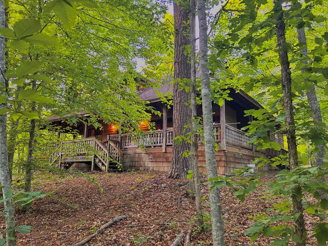 180 Greasy Creek Road, West Liberty, KY 41472
