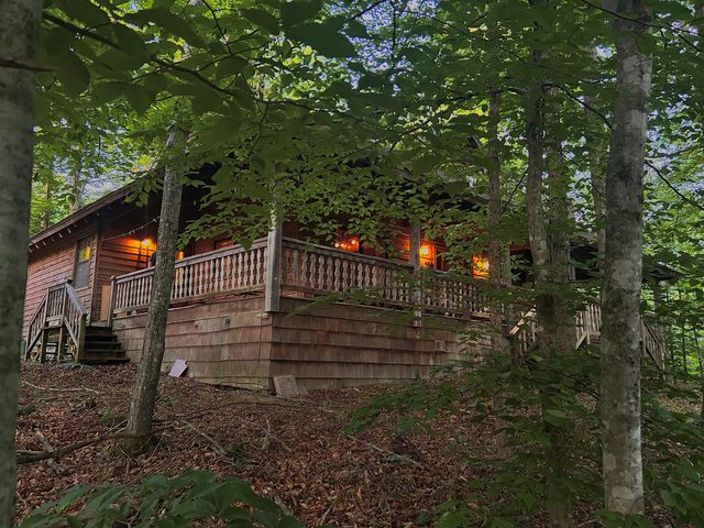 180 Greasy Creek Road, West Liberty, KY 41472