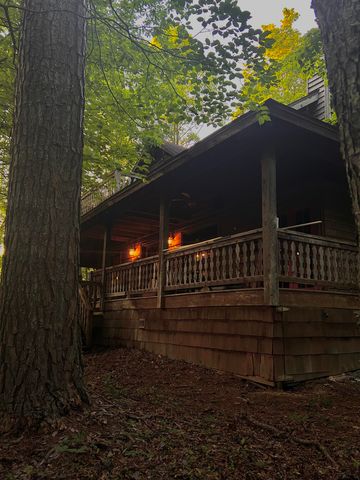 180 Greasy Creek Road, West Liberty, KY 41472
