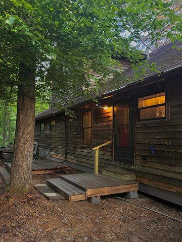180 Greasy Creek Road, West Liberty, KY 41472