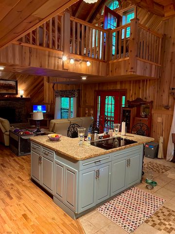 180 Greasy Creek Road, West Liberty, KY 41472
