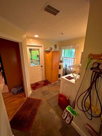 180 Greasy Creek Road, West Liberty, KY 41472