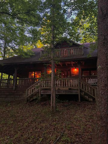 180 Greasy Creek Road, West Liberty, KY 41472