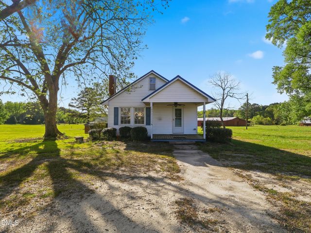 1032, 1036 Water Plant Road, Zebulon, NC 27597