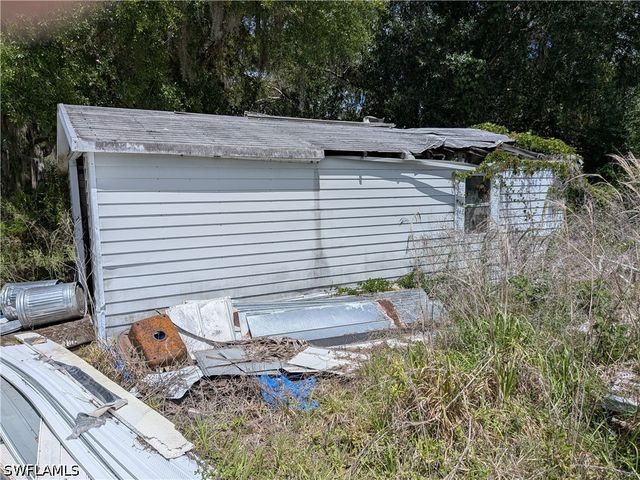 17191 Frank RD, Alva, FL 33920