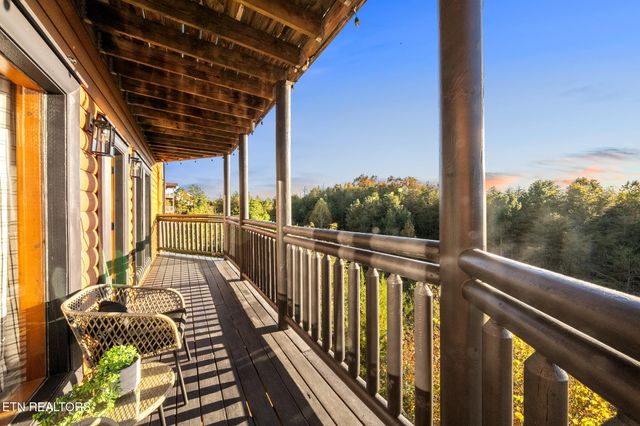 2081 Kerr Rd, Sevierville, TN 37876