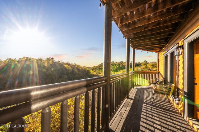 2081 Kerr Rd, Sevierville, TN 37876