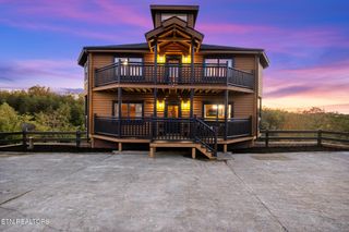 2081 Kerr Rd, Sevierville, TN 37876