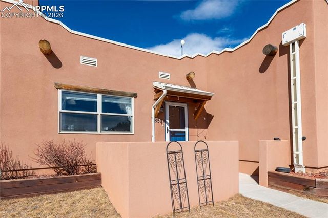 850 Forest Edge Road, Woodland Park, CO 80863