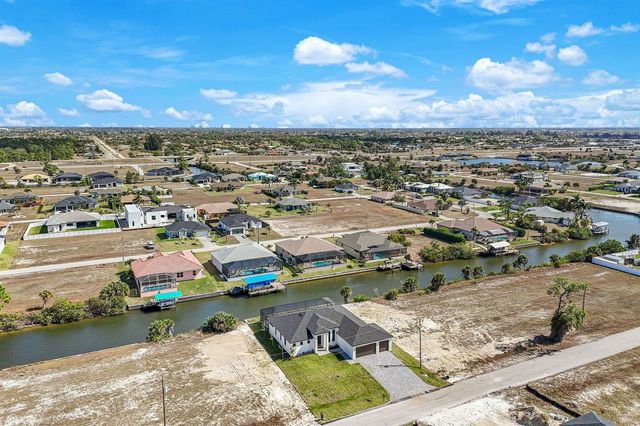 1925 NW 34th Place, Cape Coral, FL 33993