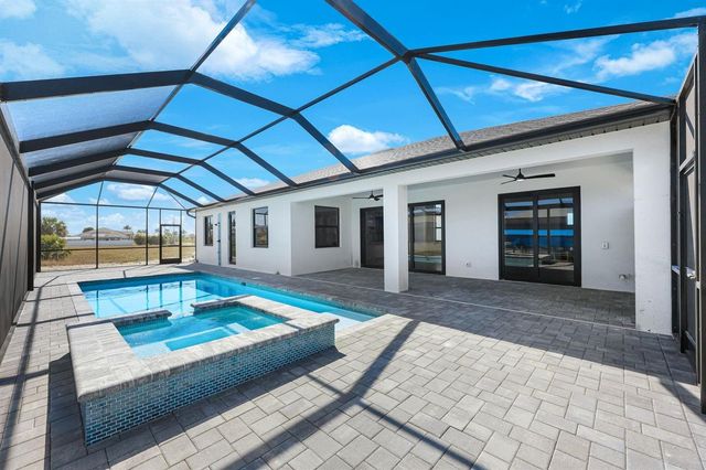 1925 NW 34th Place, Cape Coral, FL 33993