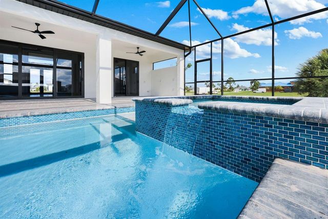1925 NW 34th Place, Cape Coral, FL 33993