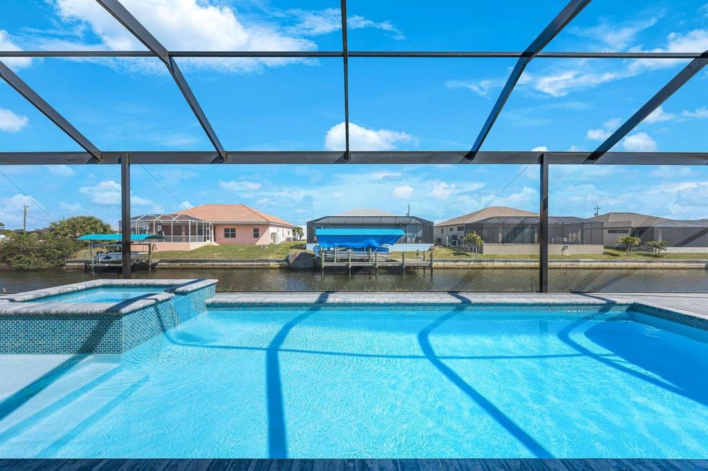 1925 NW 34th Place, Cape Coral, FL 33993