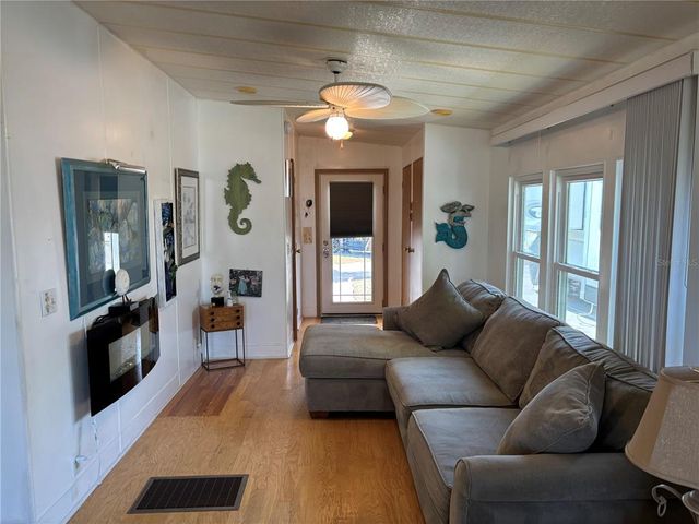 9000 US HIGHWAY 192 894, Clermont, FL 34714