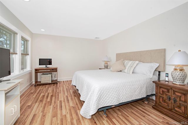 42 Oakwood Avenue, Rye, NY 10580