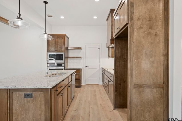 18778 C R 1100, Flint, TX 75762