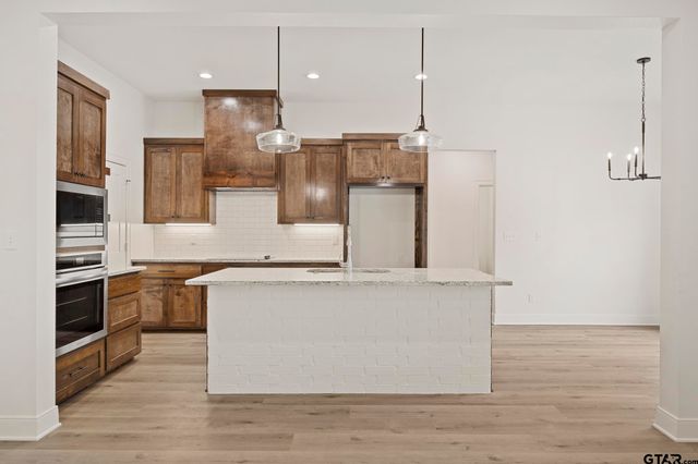 18778 C R 1100, Flint, TX 75762