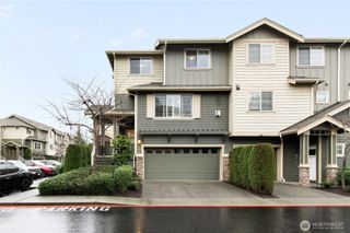 320 Chelan Place NE #H1, Renton, WA 98059