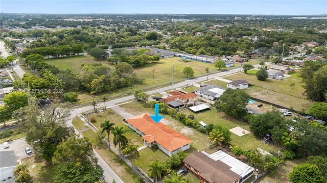 1895 NW 175th St, Miami Gardens, FL 33056