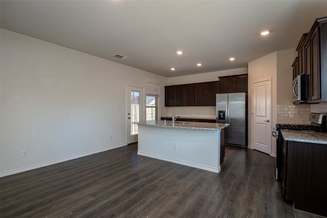 7500 Continental Drive, Mckinney, TX 75071