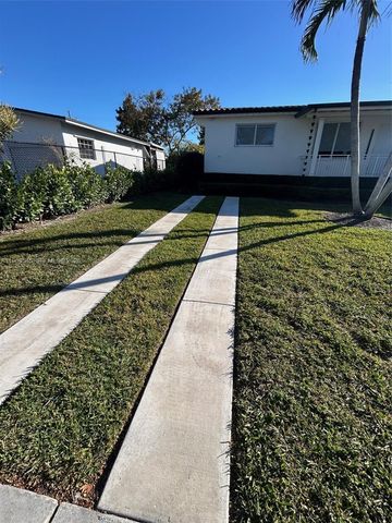 8000 SW 19th St, Miami, FL 33155