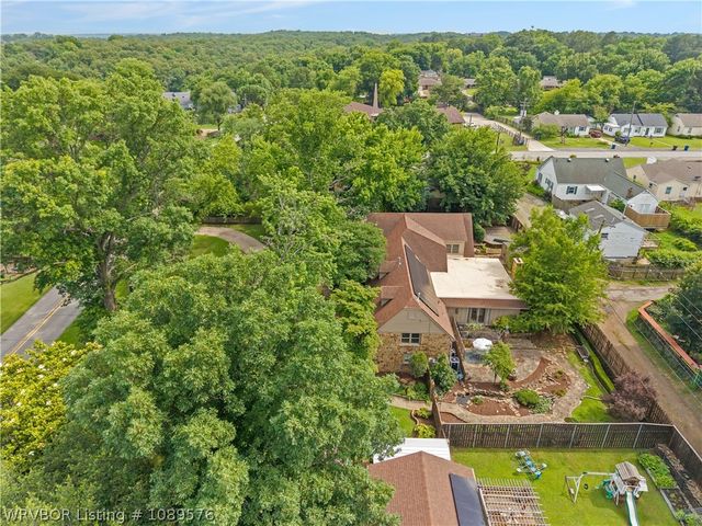 1720 Albert Pike, Fort Smith, AR 72903