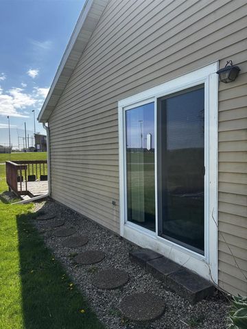 1102-1104 Sausalito Drive, Waunakee, WI 53597