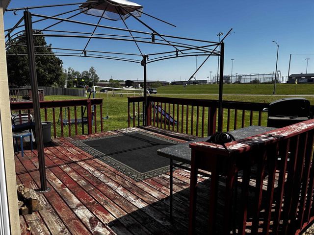 1102-1104 Sausalito Drive, Waunakee, WI 53597
