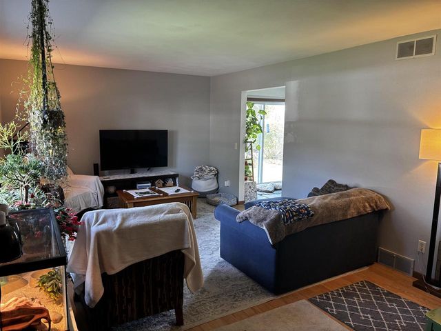 1102-1104 Sausalito Drive, Waunakee, WI 53597