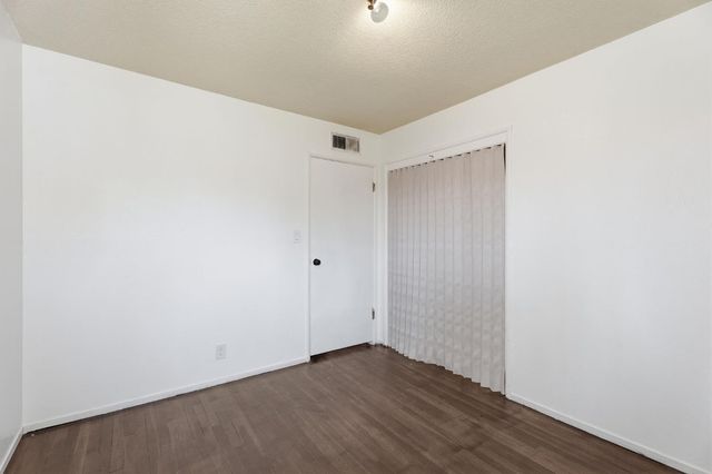 641 E Scott Avenue, Fresno, CA 93710