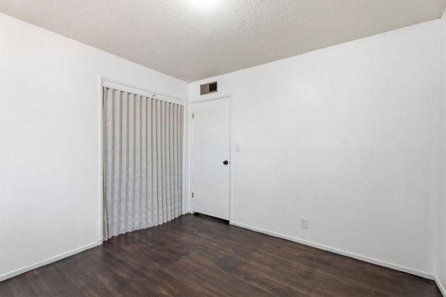 641 E Scott Avenue, Fresno, CA 93710